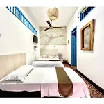 Kasaya Hotel